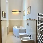 Attico Cavour شقة
