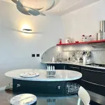 Attico Cavour شقة