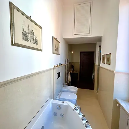 Attico Cavour Apartmán *