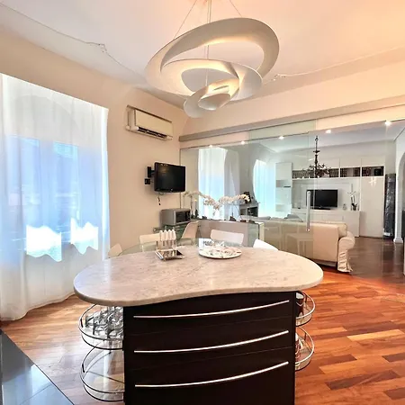 Attico Cavour Apartmán *